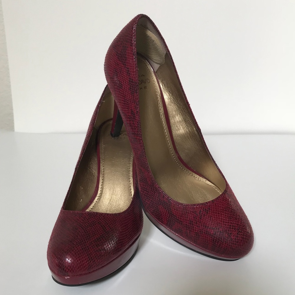 Circa Joan & David high heels size 6
